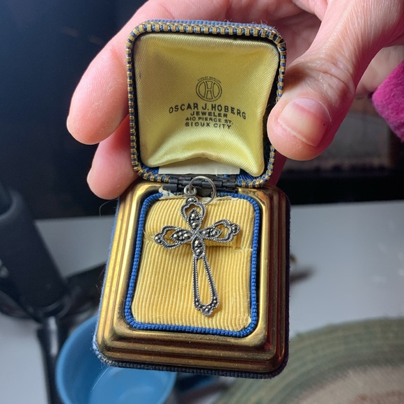 Vintage 025 Sterling Silver Marquisite Cross Pendant - Picture 5 of 12